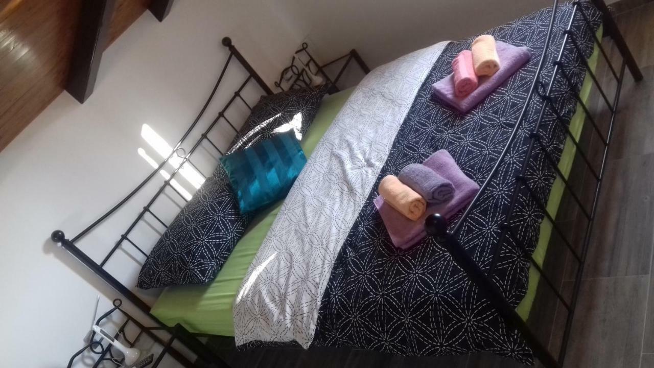 Holiday Home Nora**** Loznati Cres Екстер'єр фото