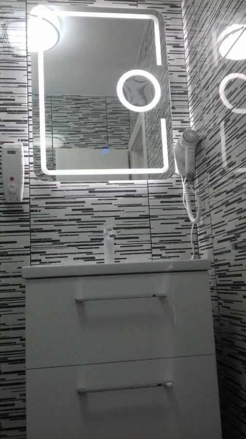 Holiday Home Nora**** Loznati Cres Екстер'єр фото