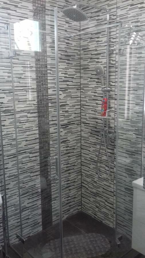 Holiday Home Nora**** Loznati Cres Екстер'єр фото